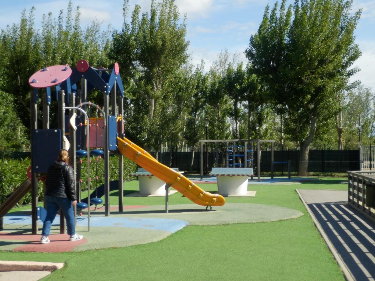 Camping Les Sables Du Midi Ξενοδοχείο Valras-Plage Εξωτερικό φωτογραφία